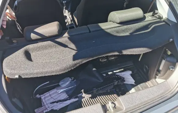 Opel Adam Parcel shelf