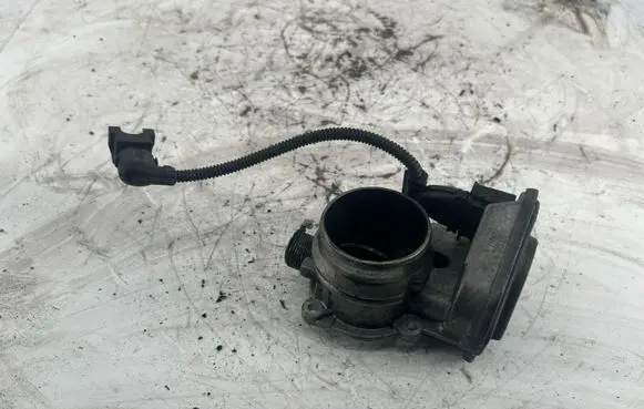 BMW 3 E90 E91 Throttle valve