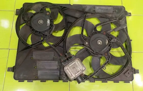 Land Rover Freelander 2 - LR2 Fan set 6G918C607BD 13AB88