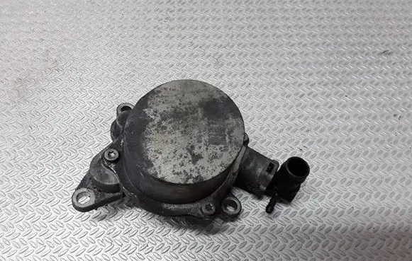Opel Vivaro Vacuum pump