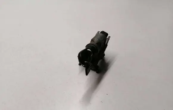 Volkswagen Golf III Ignition lock 357905851