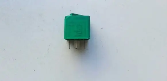 Ford Mondeo MK I Other relay 93BG13A025A1B V23136-A1-X32