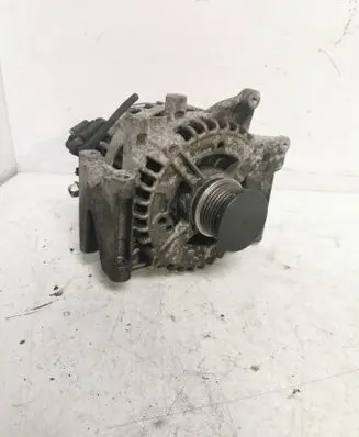 Mercedes-Benz C W204 Generator/alternator 0121715029 A0131549002
