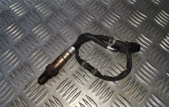 Volkswagen Golf V Lambda probe sensor 0258006593 0258006594 036906262P