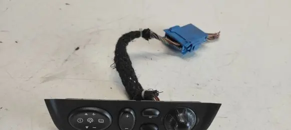 Renault Scenic I Sound control switch 7700430456