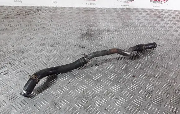 Opel Insignia A Engine coolant pipe/hose 13230350