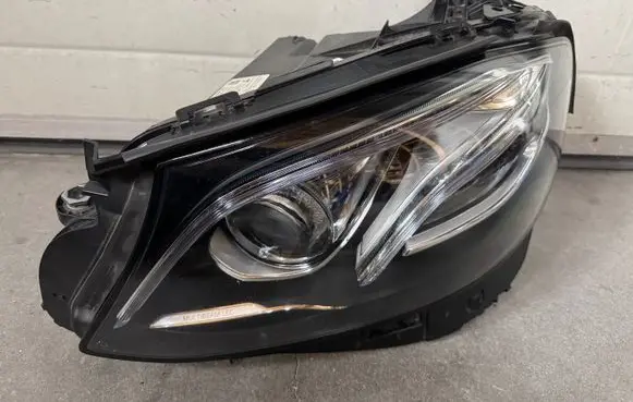 Mercedes-Benz E W213 Headlight/headlamp A2139066504
