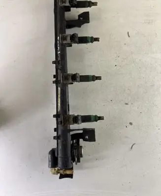 Ford Focus Fuel injectors set VP5M5UBB 98MFBC 9F593