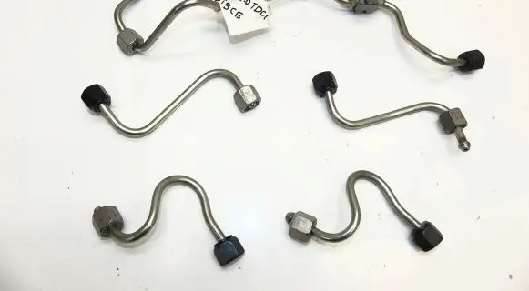 Ford Mondeo MK V Fuel main line pipe