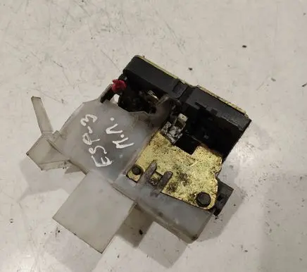 Renault Espace III Front door lock