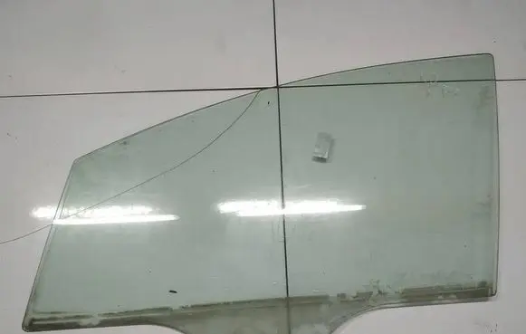 Mazda 5 Front door window glass four-door as2