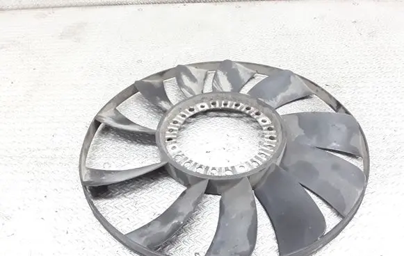 Audi A4 S4 B5 8D Fan impeller 