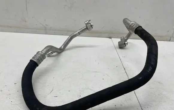 BMW 3 G20 G21 Intercooler hose/pipe 9395455