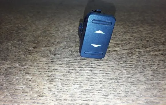 Ford Mondeo MK IV Electric window control switch 6M2T14529AD
