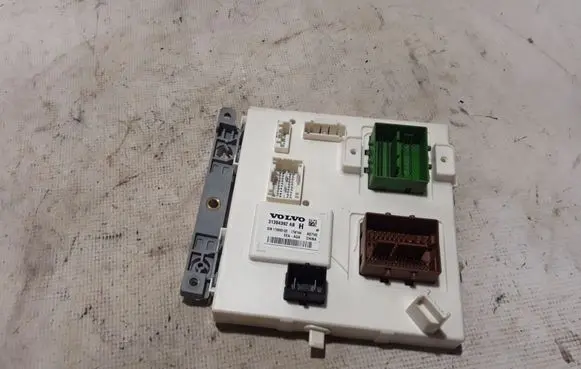 Volvo S90, V90 Fuse module 31394392