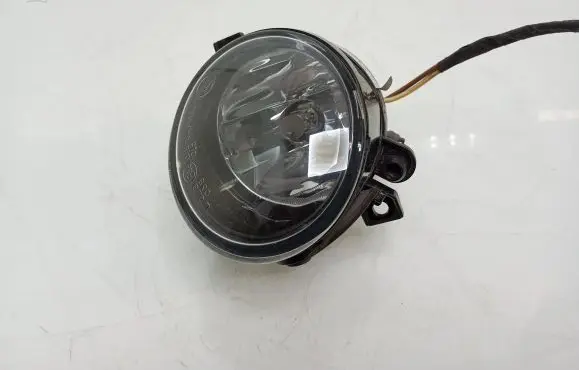 Volkswagen Up Front fog light 1S0941699 27129541