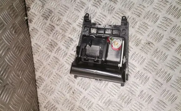 Ashtray (front)