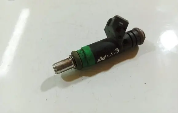 Ford Focus Fuel injector 98MFBC9F593