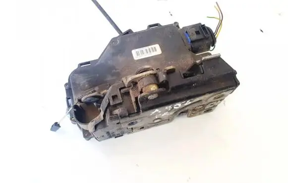 Skoda Octavia Mk2 (1Z) Front door lock 3d1837016