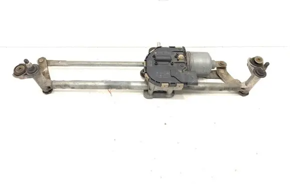 Front wiper linkage and motor