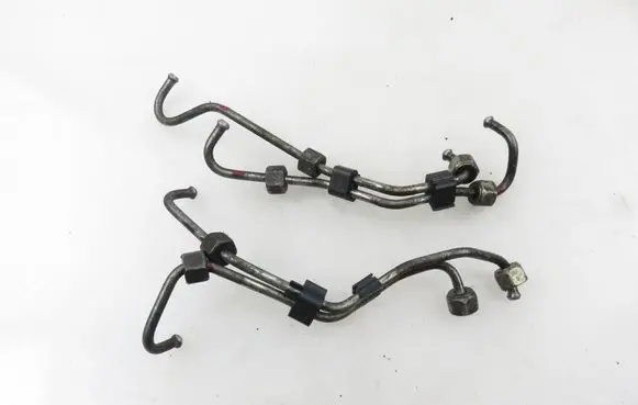 Audi A4 S4 B5 8D Fuel injector supply line/pipe 