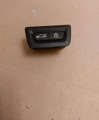 BMW 7 F01 F02 F03 F04 Tailgate/boot open switch button 9162645 54958301 9171L10A77
