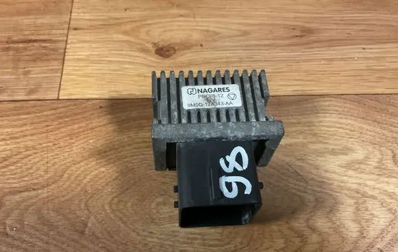 Ford Mondeo MK IV Glow plug pre-heat relay 9M5Q12A343AA PBC1812