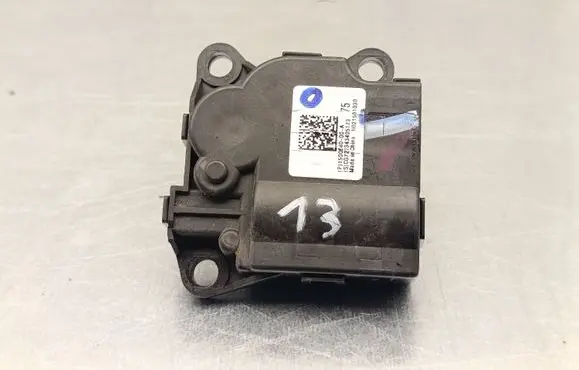Tesla Model Y Air flap motor/actuator 150064000A