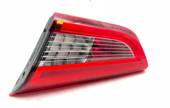 Maserati Ghibli Tailgate rear/tail lights 06700046630