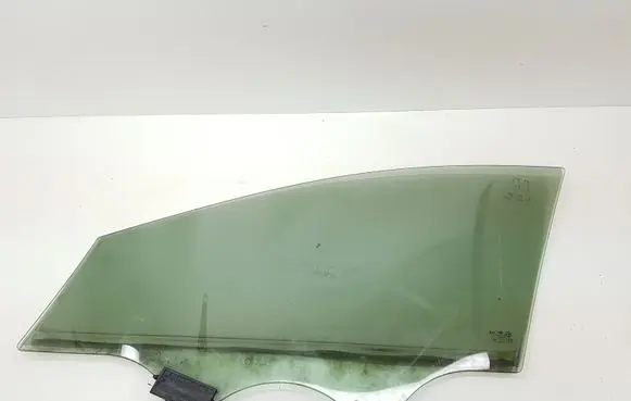 Hyundai i40 Front door window glass four-door E1143R000384