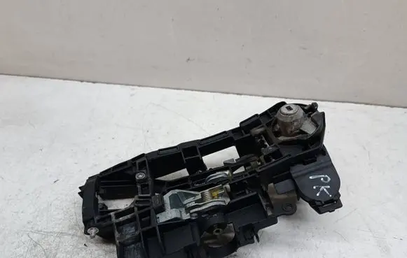 BMW 5 F10 F11 Front door exterior handle/bracket 7175643
