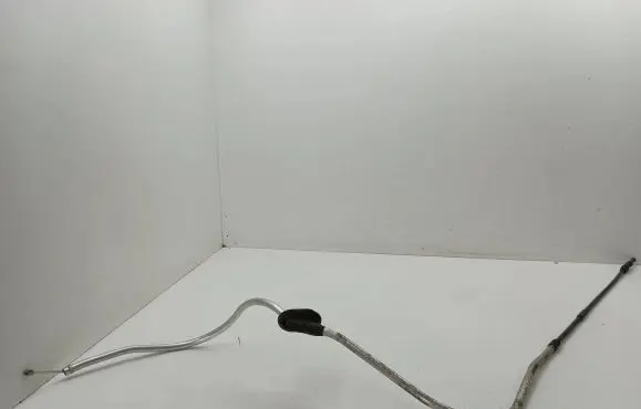 Handbrake/parking brake wiring cable
