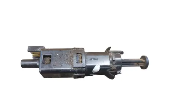 Volvo S40, V40 Brake pedal sensor switch 9146505