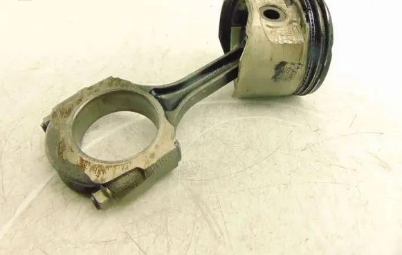Renault Megane I Piston 