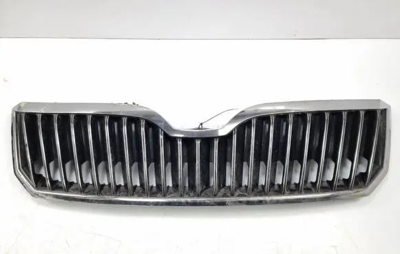 Skoda Superb B6 (3T) Front grill