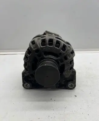 Nissan X-Trail T32 Generator/alternator 231005424R 170222