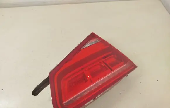 Audi A8 S8 D4 4H Tailgate rear/tail lights 4H0945093