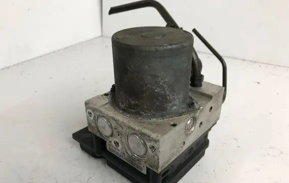 BMW 5 E60 E61 ABS Pump 6769705 6769703 0265950375