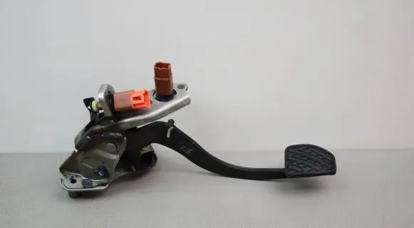 Clutch pedal