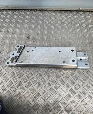 Land Rover Range Rover Sport L461 Tow bar R8E25D108
