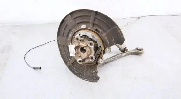 BMW M4 F82 F83 Rear wheel hub spindle/knuckle 2284796 2284534 2284777