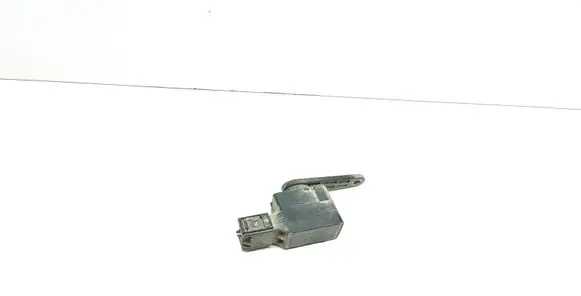 Headlight/headlamp level sensor