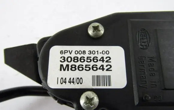 Mitsubishi Carisma Accelerator throttle pedal 30865642