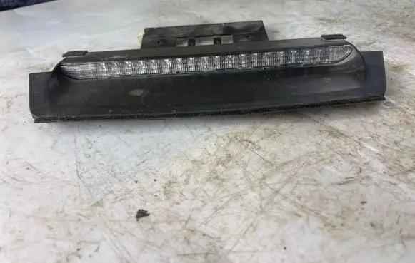 Volvo S60 Third/center stoplight 9483350