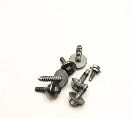 Ford Kuga III Nuts/bolts 
