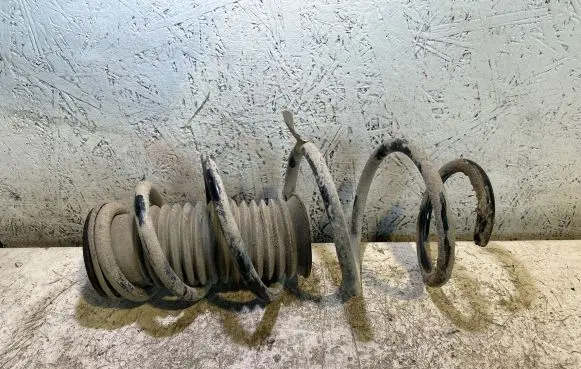 Chevrolet Cruze Front coil spring