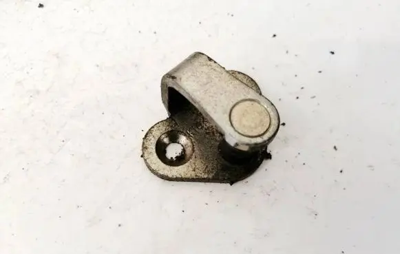 Peugeot 206 Front door lock loop/hook striker 