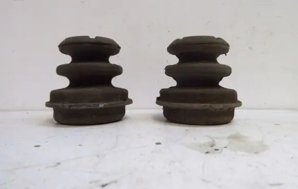 Nissan Qashqai+2 Front shock absorber damper bump stop 55240JD000