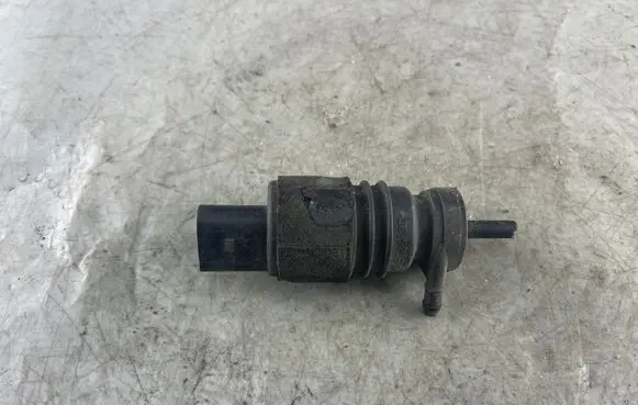 Audi A8 S8 D3 4E Windscreen/windshield washer pump