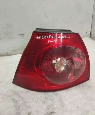 Volkswagen Golf V Rear/tail lights 1K6945096E 028490202A 00507453
